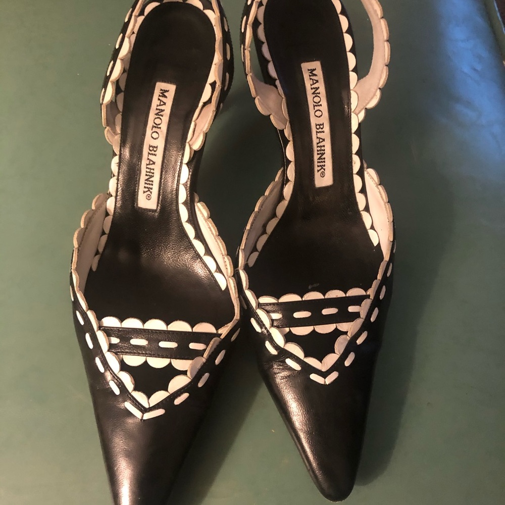 Manolo Blahnik Slingback size 6